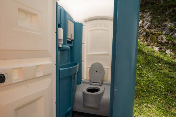 Porta potty rental for outdoor events in Elma Center, NY